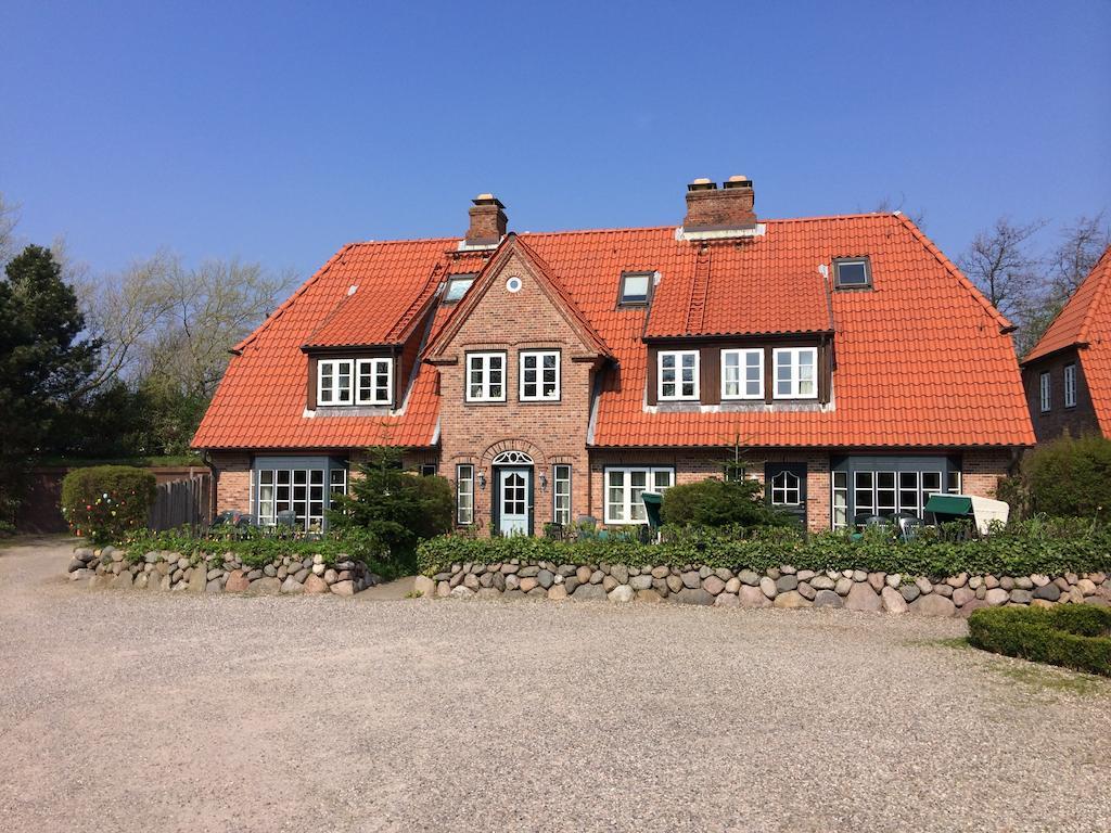 Ferienhaeuser Im Sylter Gartenweg Exterior foto